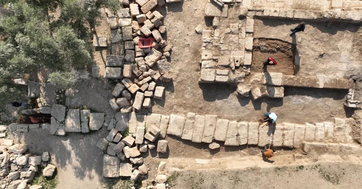 1,500-year-old water channel unearthed in Turkiye's Dara