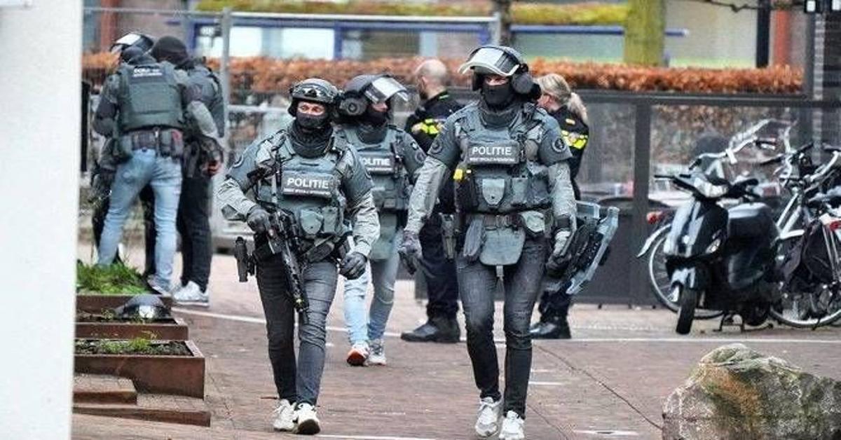 Dutch hostage situation ends with suspect's arrest