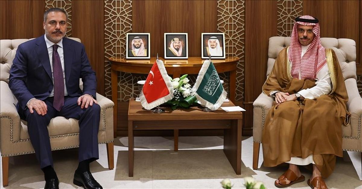 FM Fidan discusses situation in Gaza with Saudi counterpart