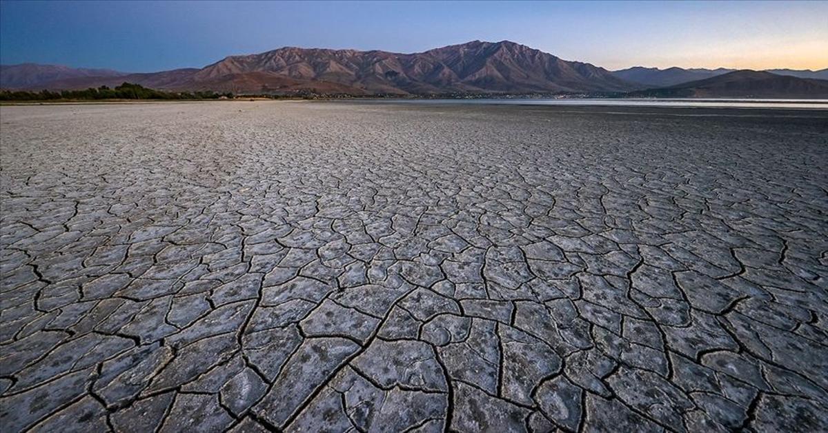 Italian Consulate hosts Climate Change panel in Istanbul