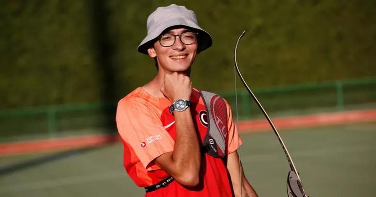 Mete Gazoz becomes the first archer to hold Olympic, World, and European titles
