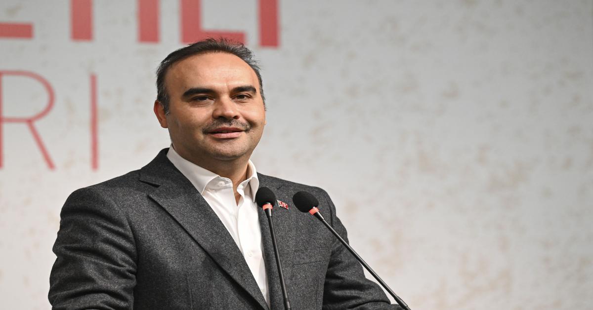 Minister of Industry and Technology affirms commitment to advance in space technologies