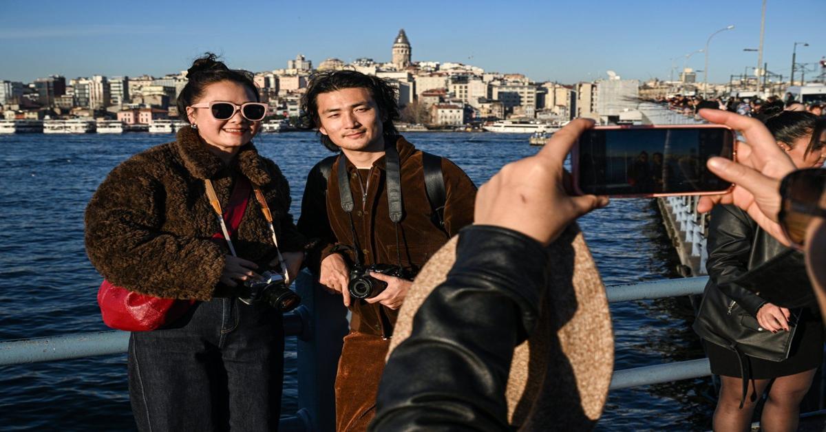 Survey reveals more than half of Türkiye's population happy in 2023