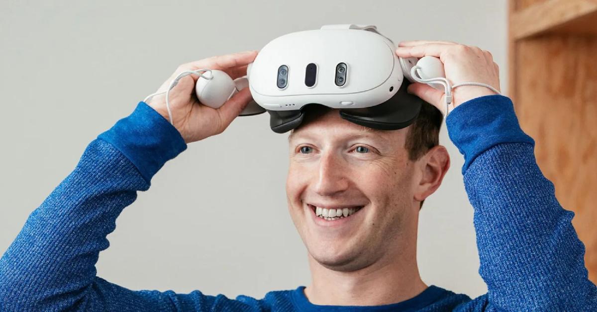 Zuckerberg slams Apple