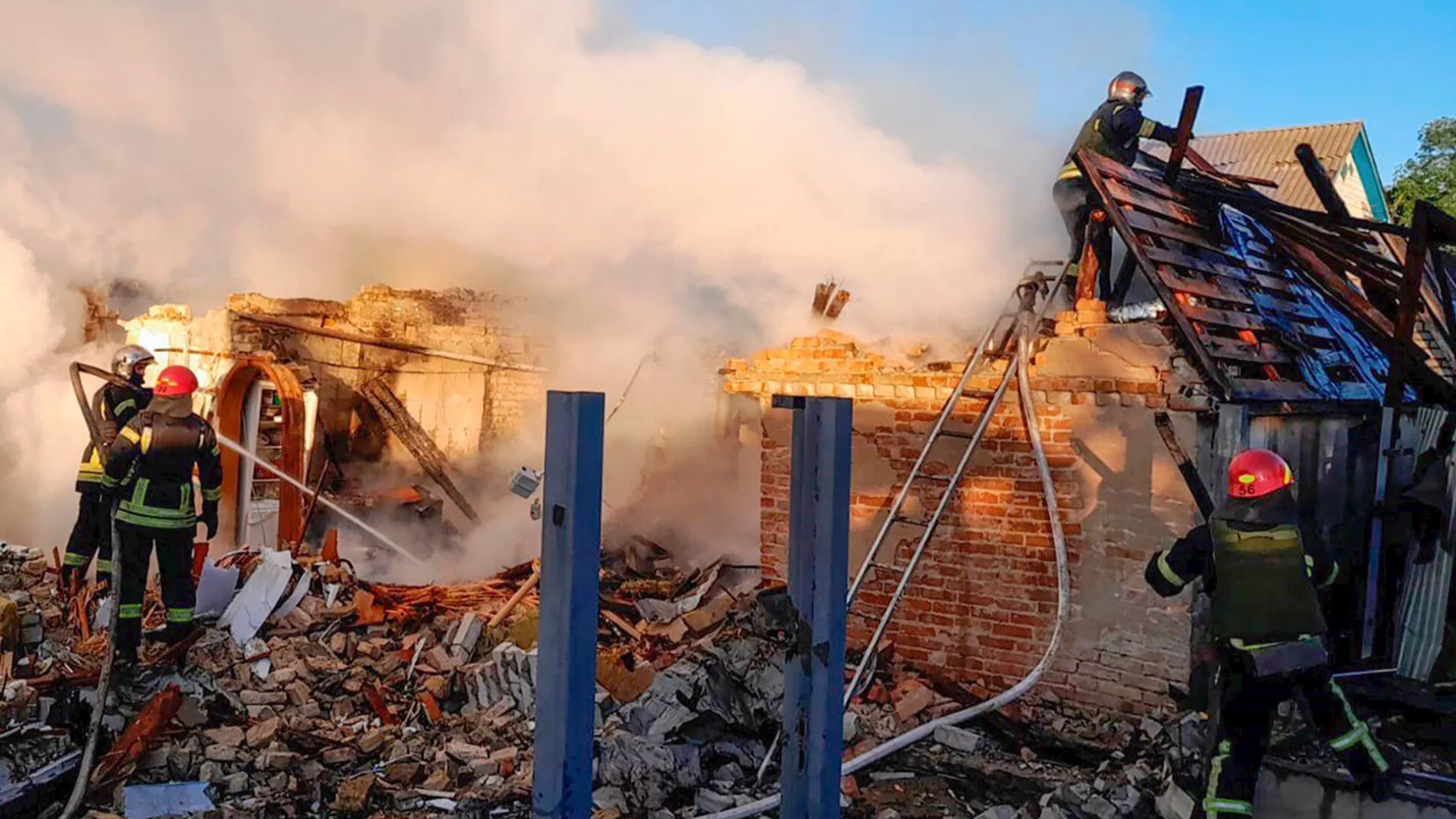 Russia launches 'massive' overnight attack on Ukrainian energy infrastructure