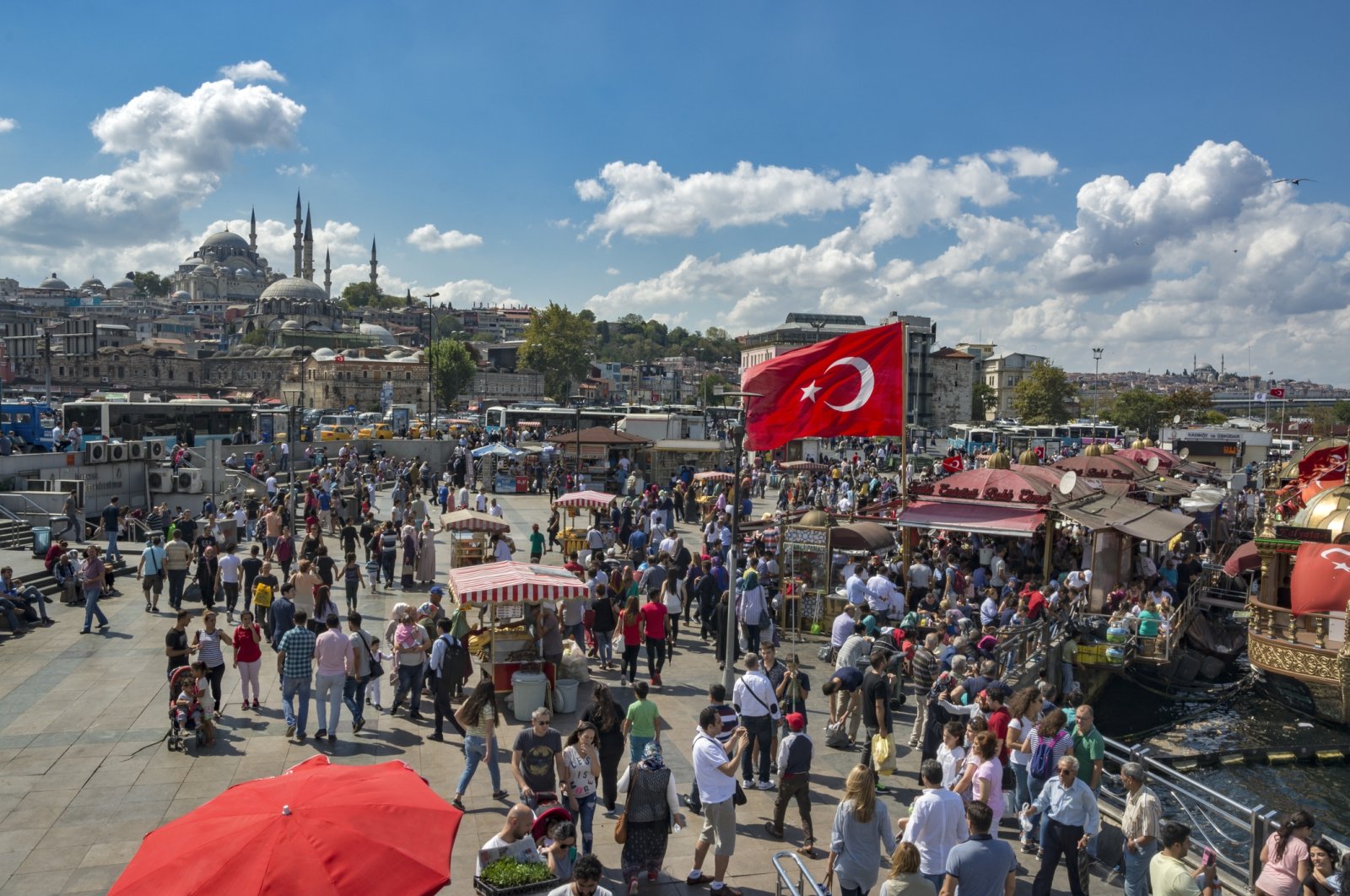 New era for Istanbul traffic: Paid entry to Eminonu, Kadikoy
