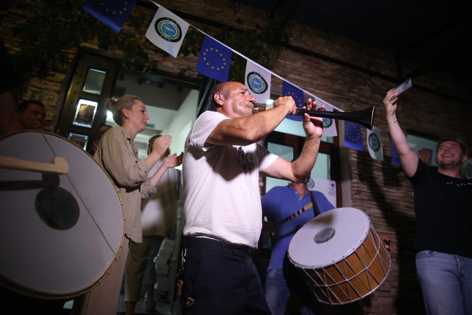 DEB Party founded by Turks leads in two regions in Western Thrace EP elections