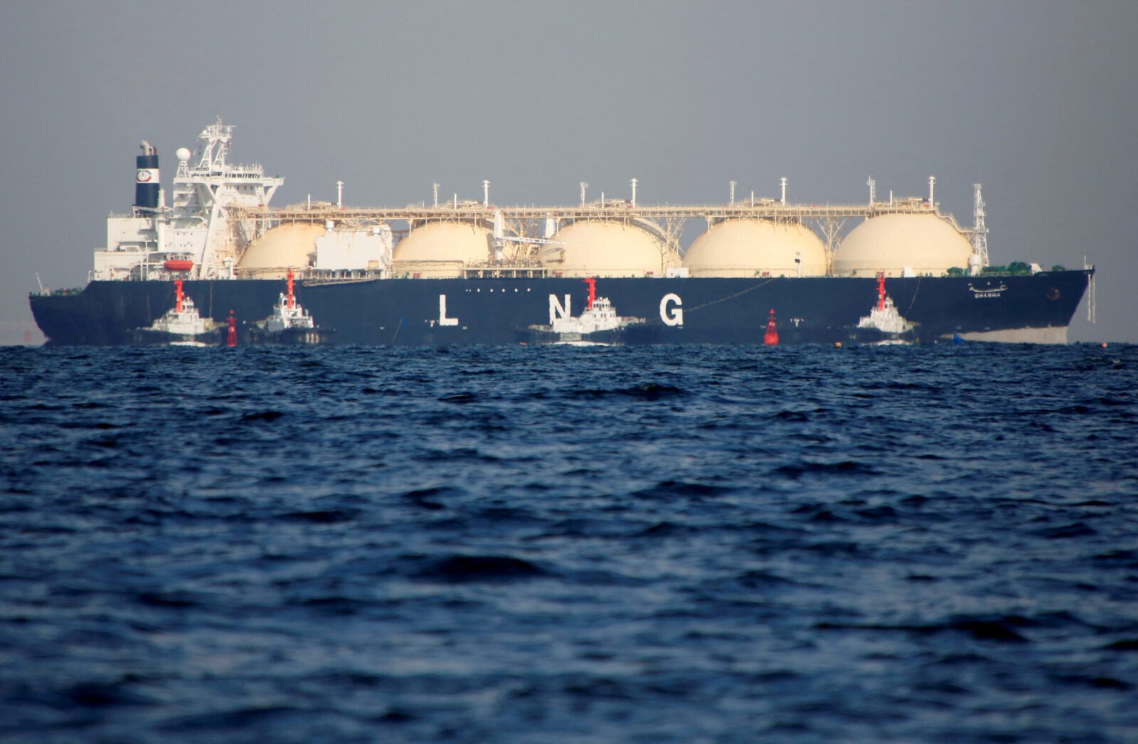 EU imposes 14th sanction package against Russia, bans LNG re-exports