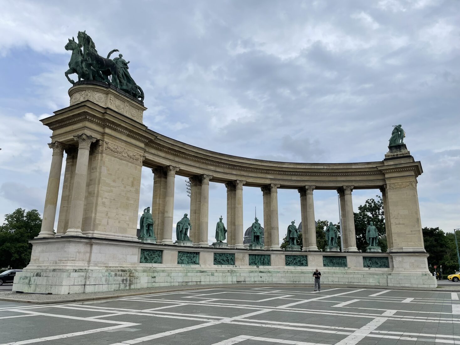 Echoes of history: Budapest's Heroes' Square and traces of fight against Turks