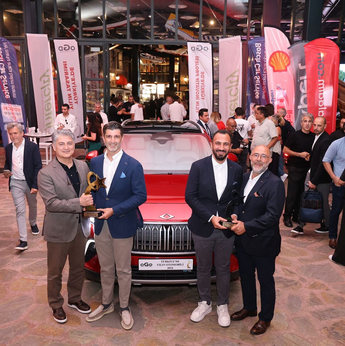 TOGG T10X named 'Car of the Year in Türkiye'