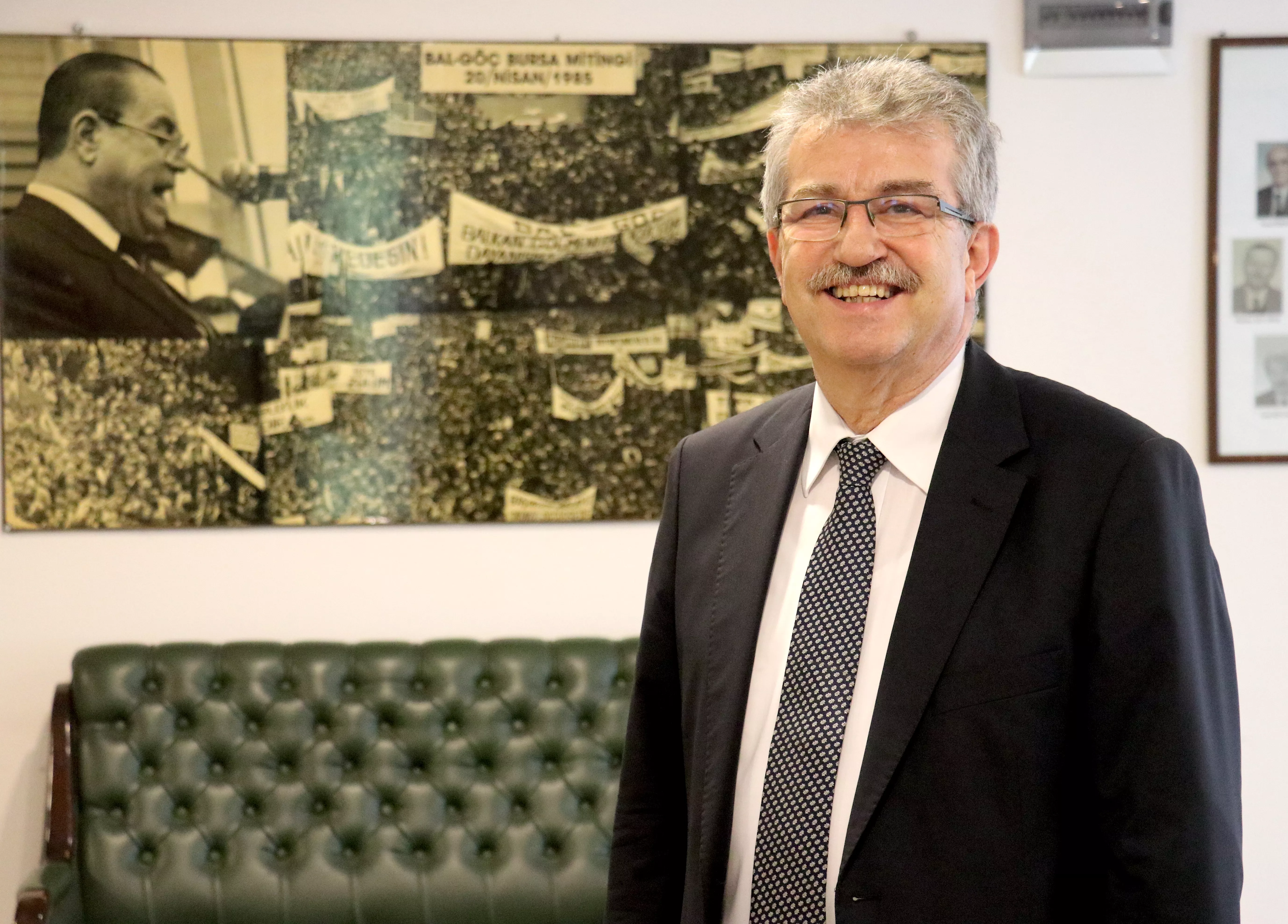 Balkan association president urges dual citizens to vote for Turkish representation