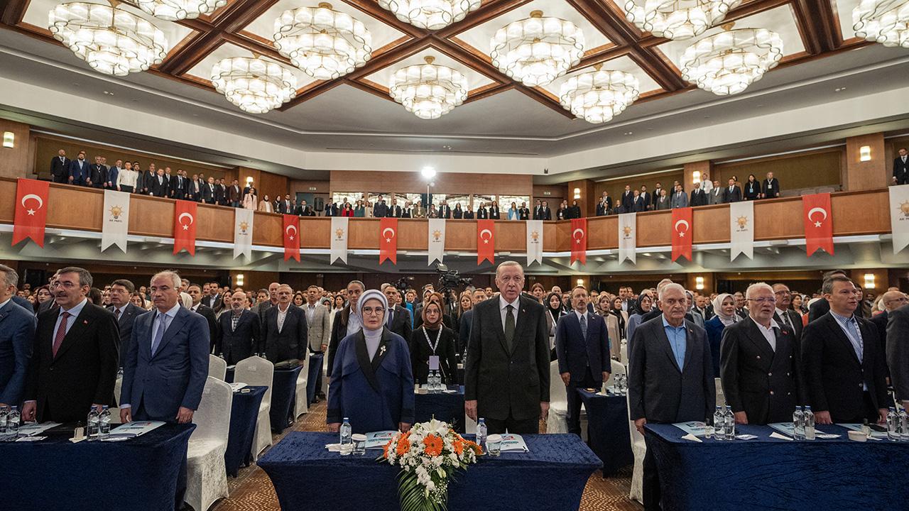 AK Party focuses on Municipal Mayors Consultation Camp post-holiday