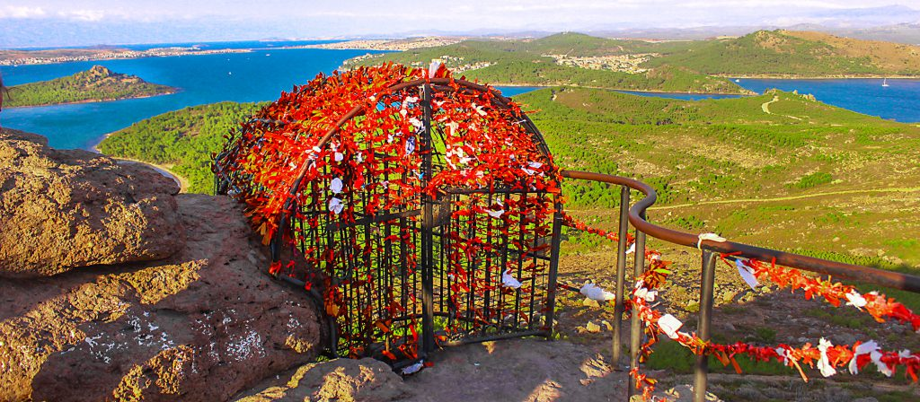 Nearly 1M tourists flock to tiny Turkish town with 75,000 residents