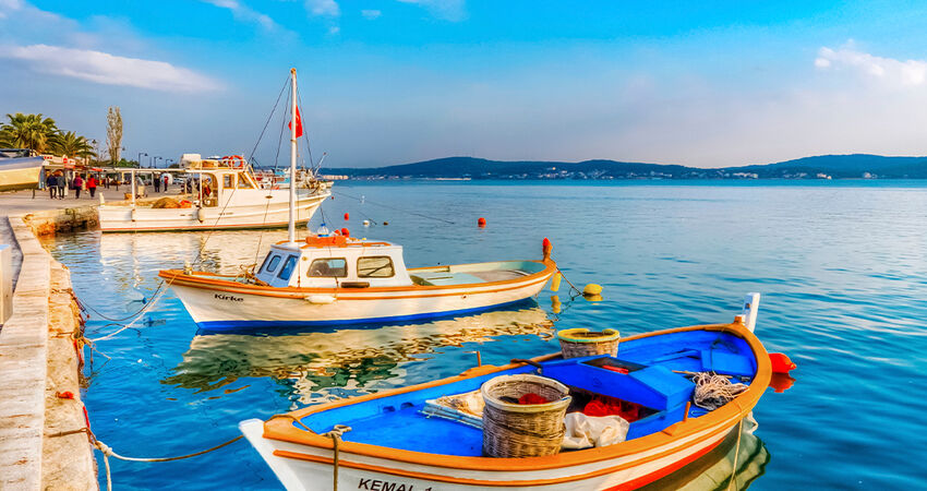 Nearly 1M tourists flock to tiny Turkish town with 75,000 residents