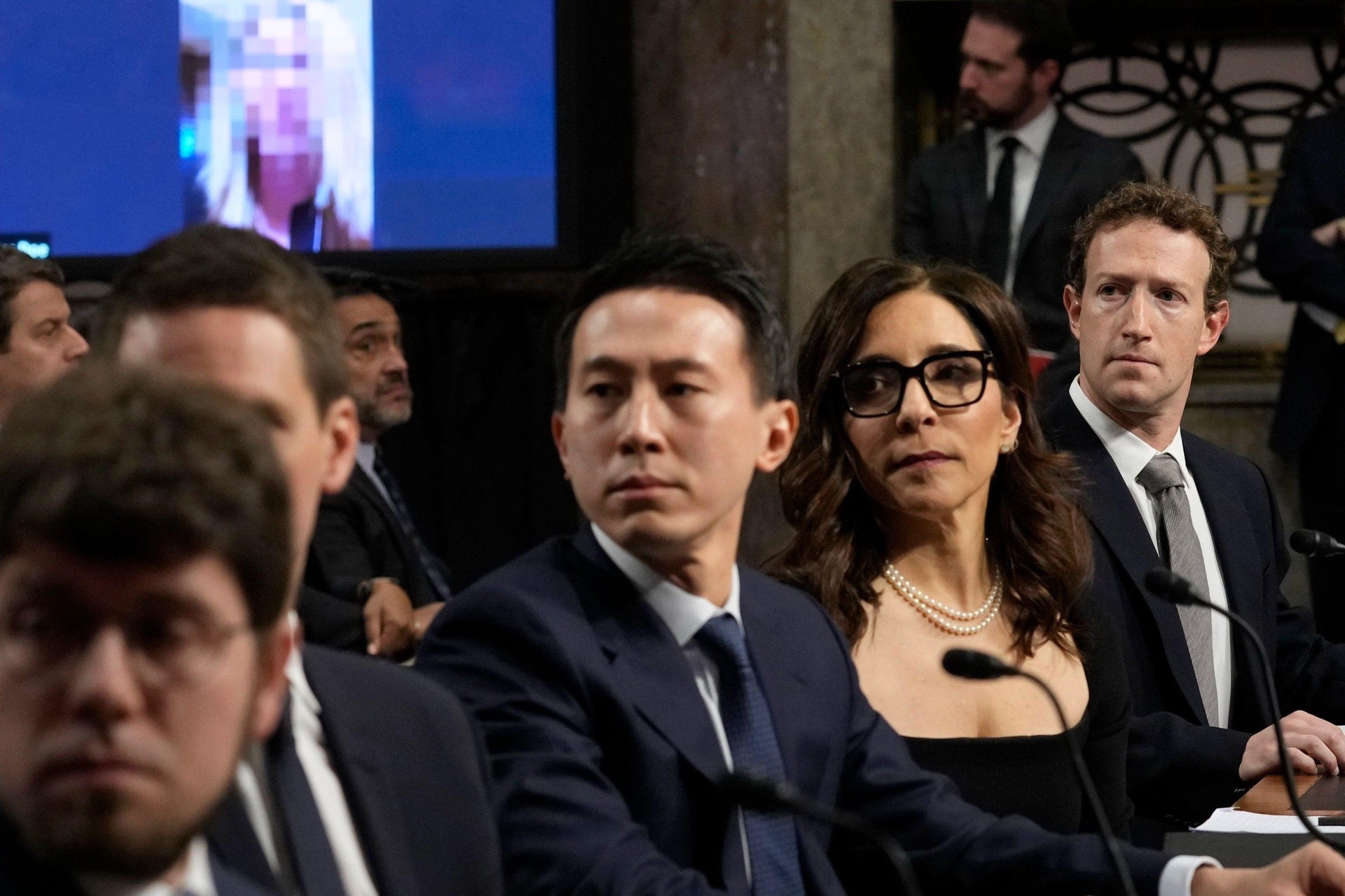 Tech CEOs face intense questioning by US lawmakers regarding child safety concerns on social media