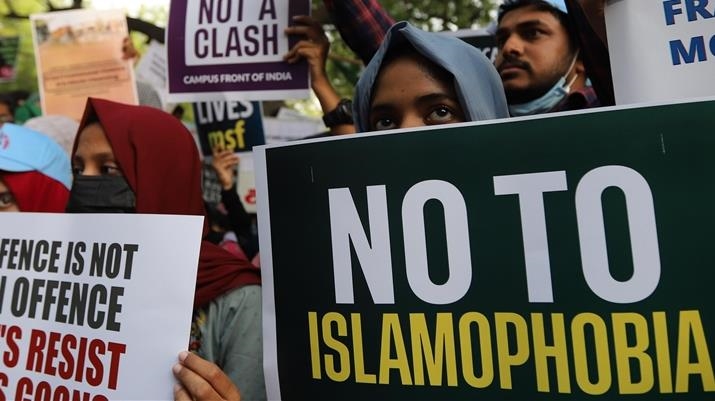 Texas woman arrested for attempting to drown Muslim child
