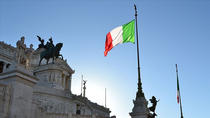 Italian authorities seize ship carrying Chinese weapons to Libya
