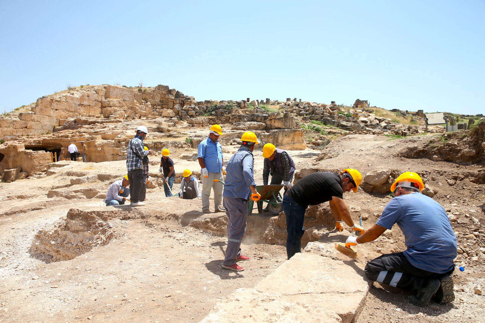 Mysterious secret chamber uncovered at Mithras temple reveals hidden rituals