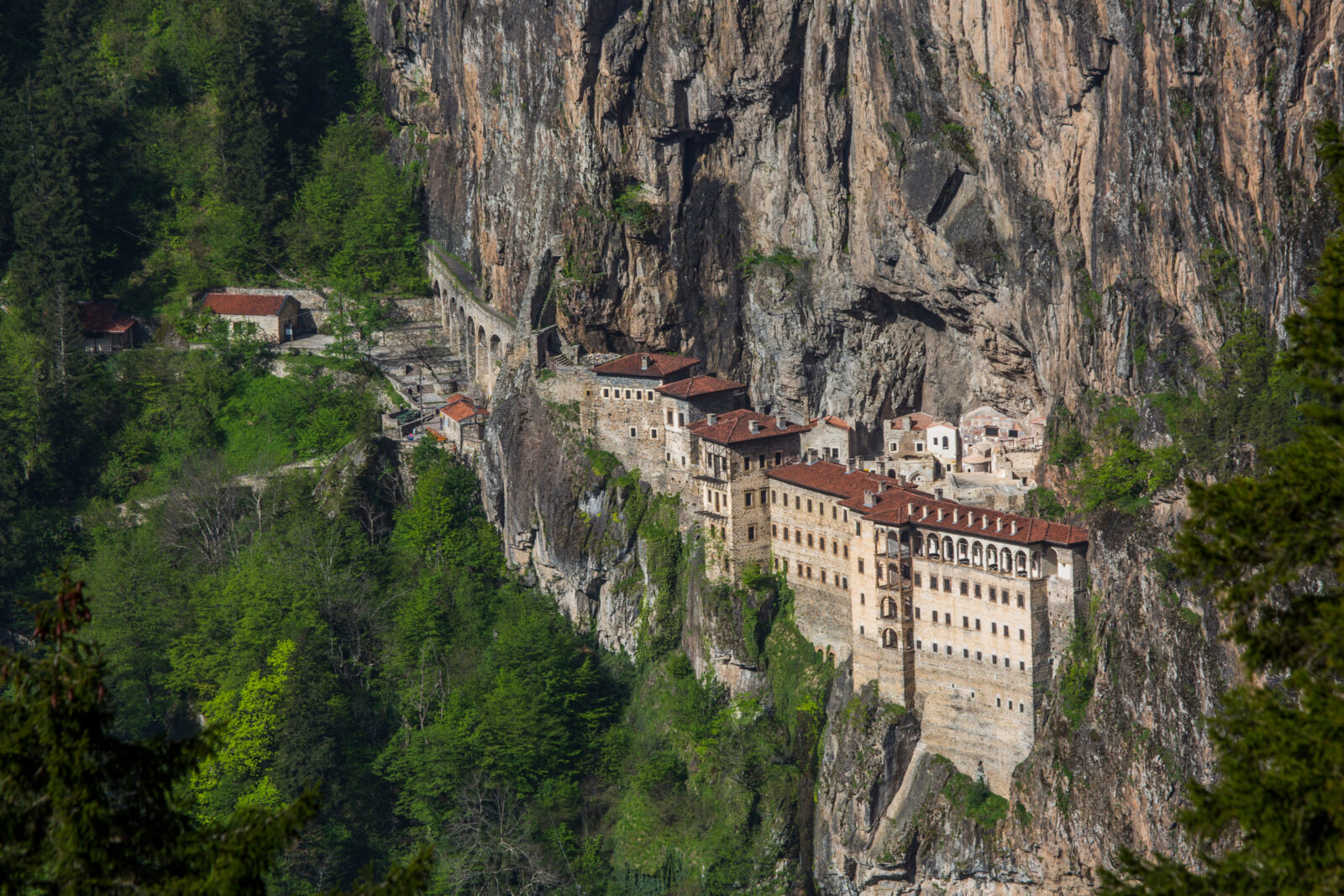 Visit Sumela Monastery in Trabzon: A journey through history, faith