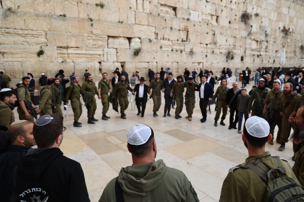 Israeli soldiers praying at the Western Wall, February 13, 2024 (Photo by The Kotel)