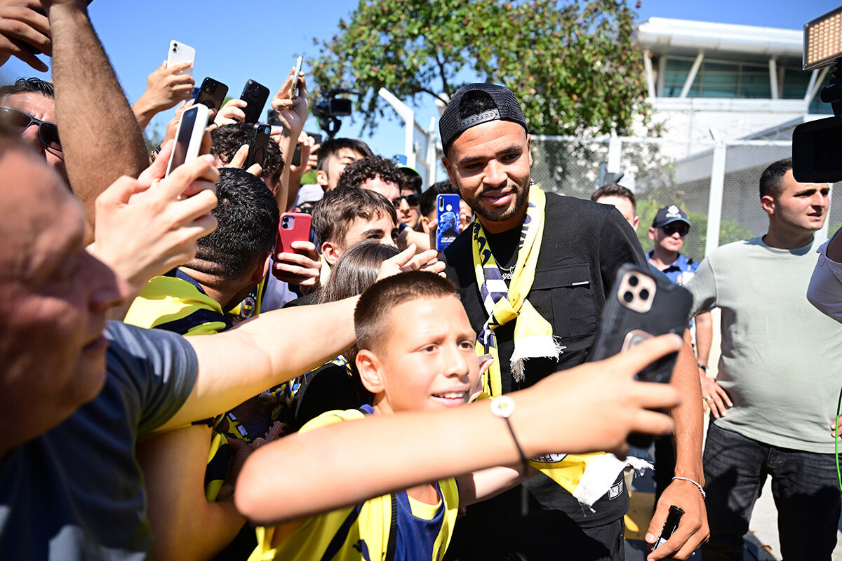 Sevilla might bring back Fenerbahce's most expensive transfer, Youssef En-Nesyri
