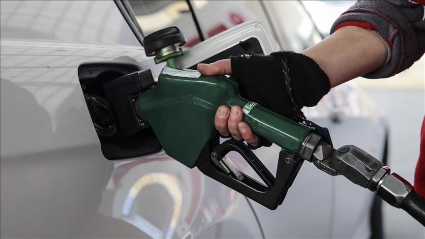 Record hike in gasoline, diesel prices in Türkiye