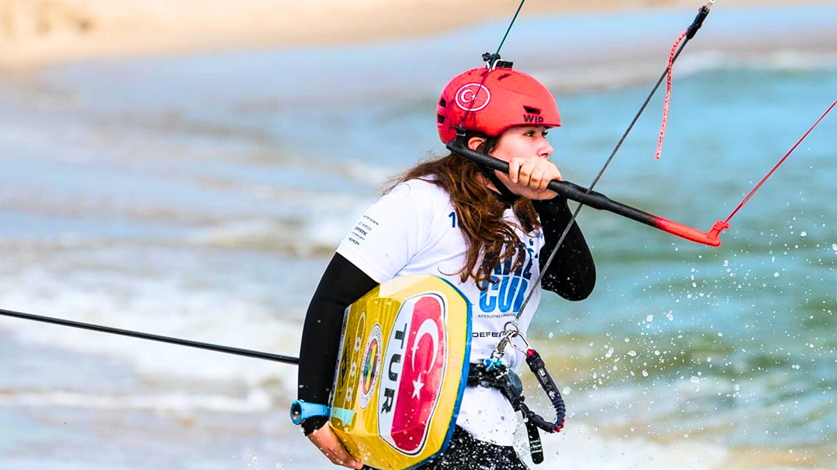 Turkish sailor Derin Atakan wins bronze at U-21 World Championship in Italy