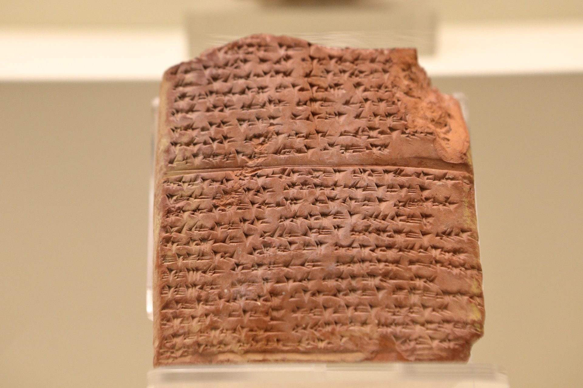 Religious ritual tablet written in ancient Kalashma unveiled in Türkiye's Hattusa