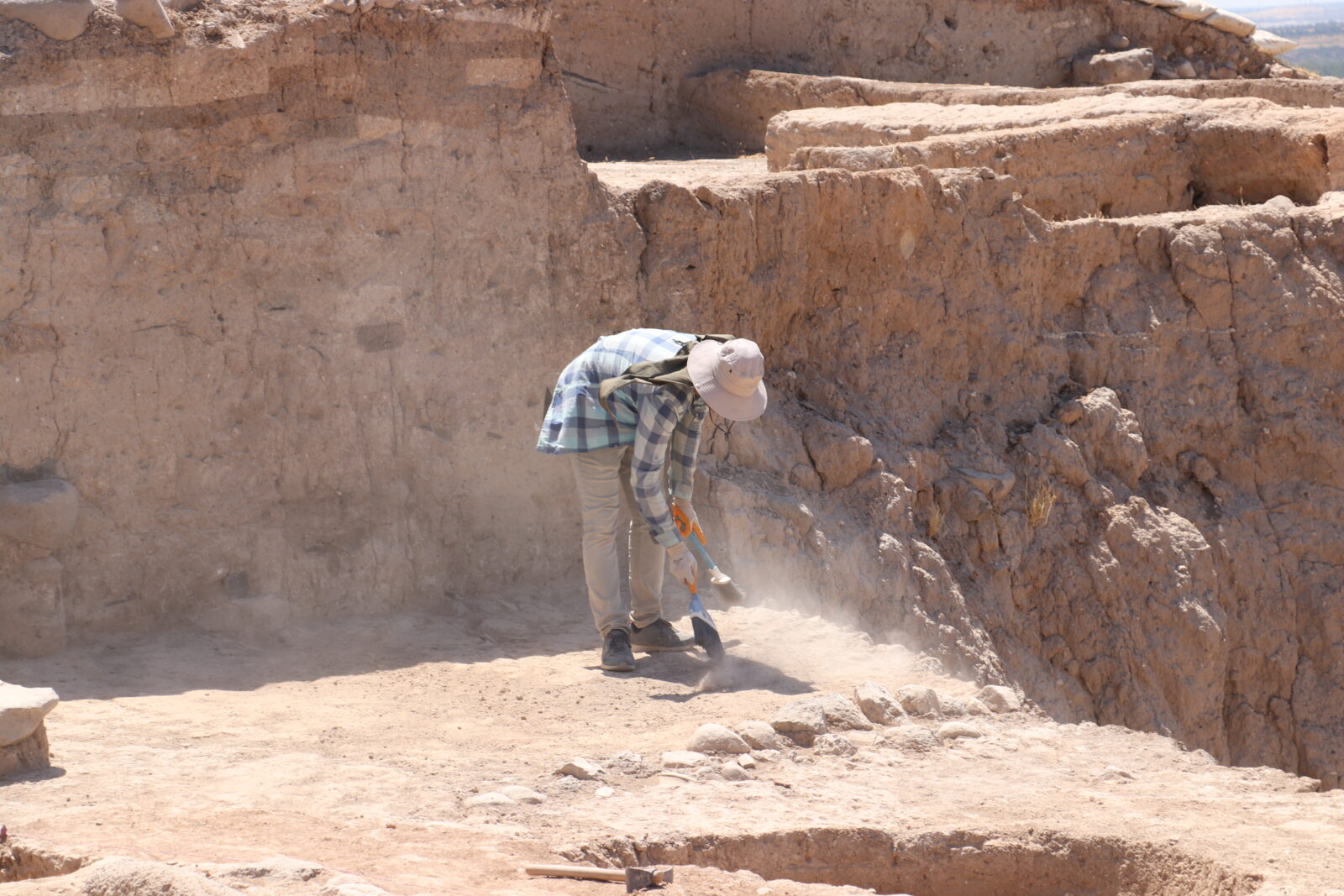 Unveiling history: Oylum Hoyuk excavations reveal secrets of Türkiye's Kilis