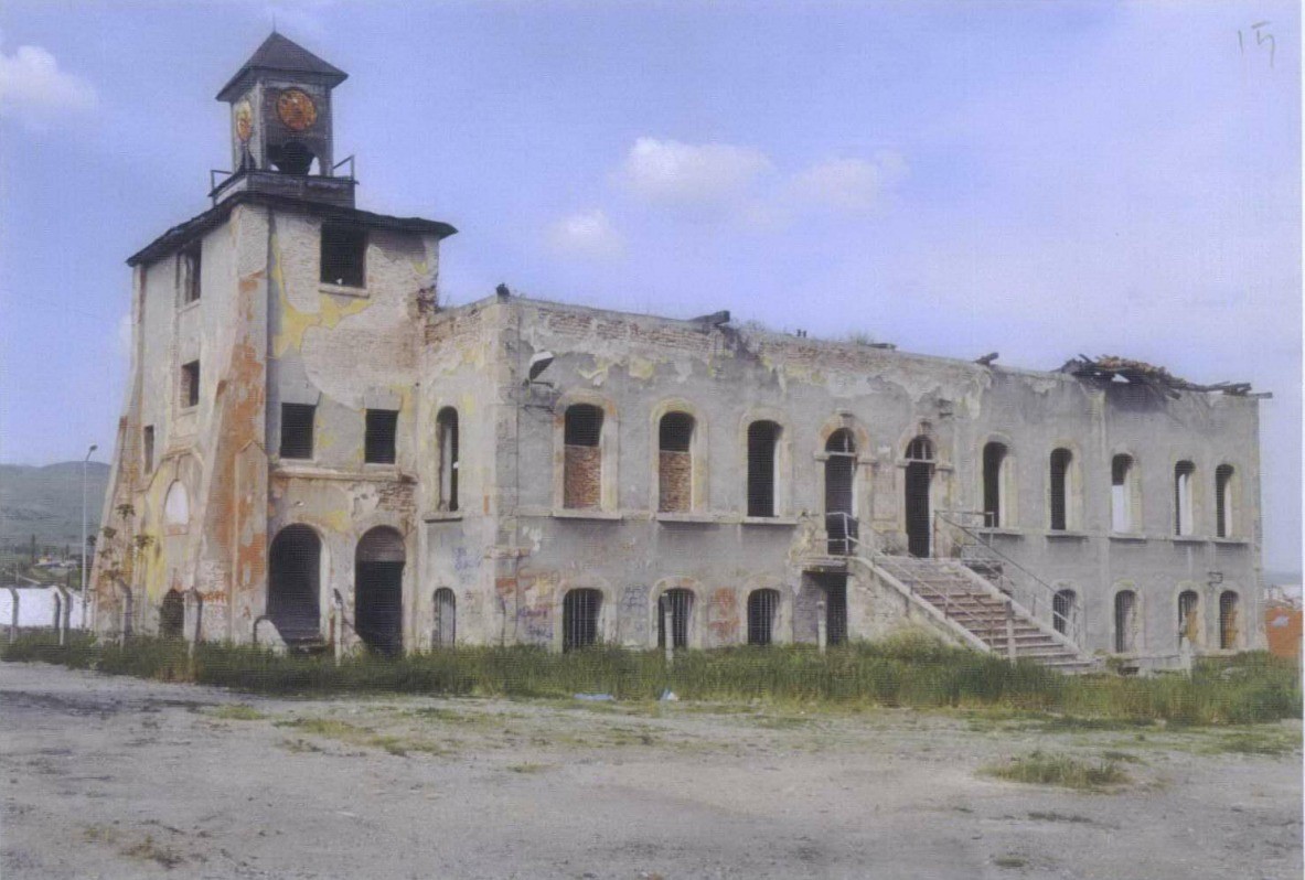 The idle state of the Girls' School built by the US about 160 years ago in Merzifon district of Amasya, Türkiye, August 6, 2024 (IHA Photo)