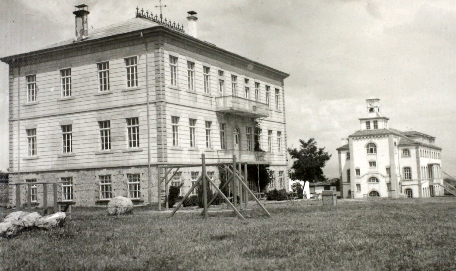 Old photo of the Girls' School built by the US about 160 years ago in Merzifon district of Amasya, Türkiye, August 6, 2024 (IHA Photo)
