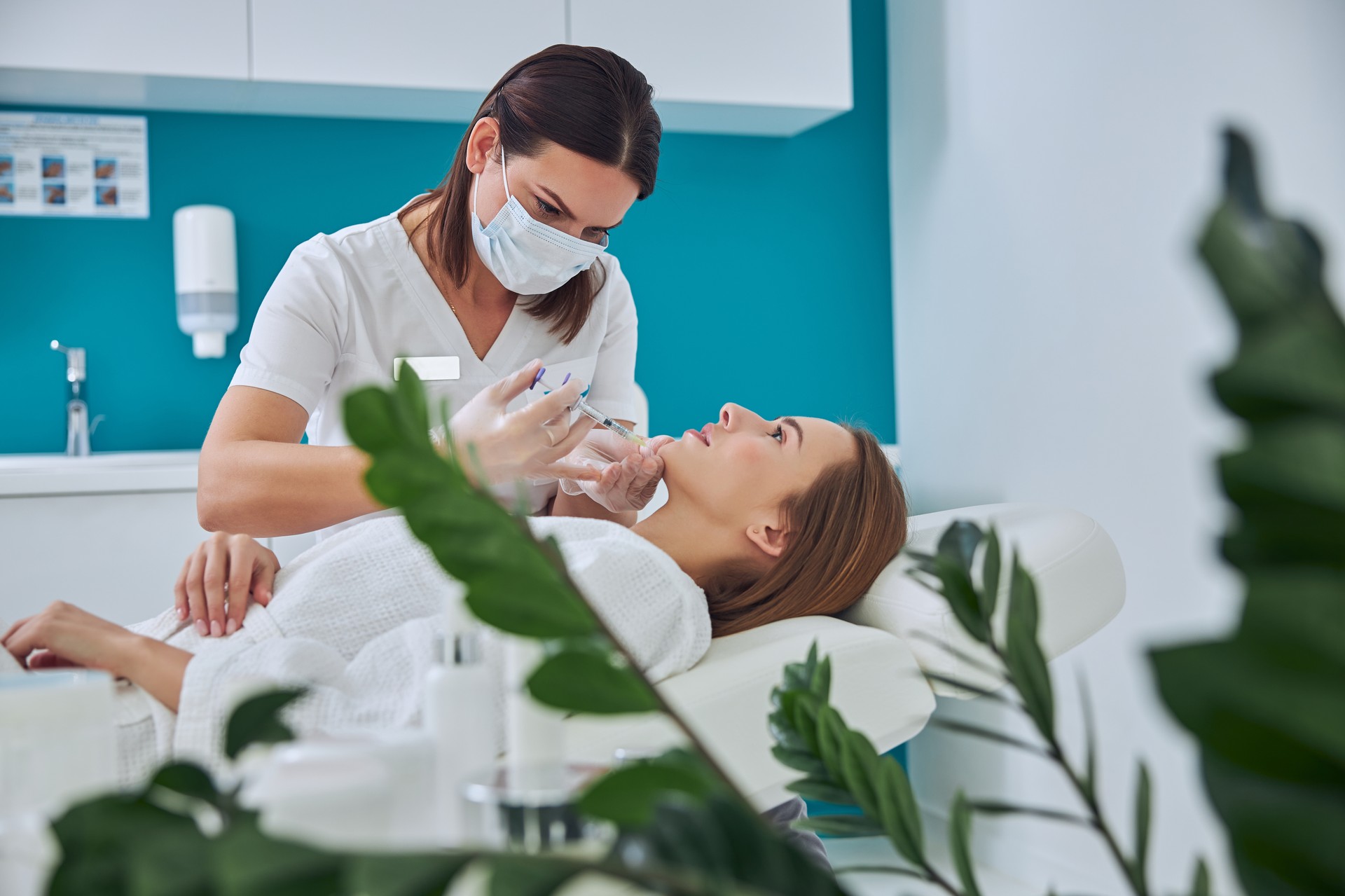 Different nationalities seek specific cosmetic surgeries in Türkiye via AI