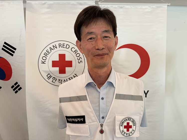 Jongsul Park, Secretary General of the Korean Red Cross. (AA Photo)