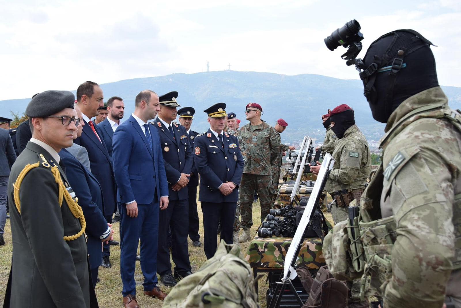 The Turkish and North Macedonian delegation inspecting the equipments.  (via Embassy of the Republic of Türkiye in Skopje) 