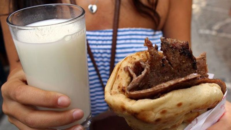 Doner and ayran, Türkiye, October 15, 2022. (Photo via turpkimi.com)