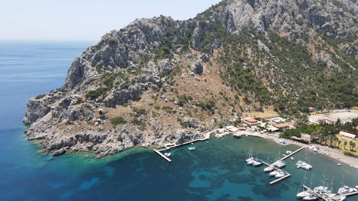 Ciftlikkoy Bay and Beach, Marmaris, Mugla, Türkiye (Photo by bujuyollarda.com)