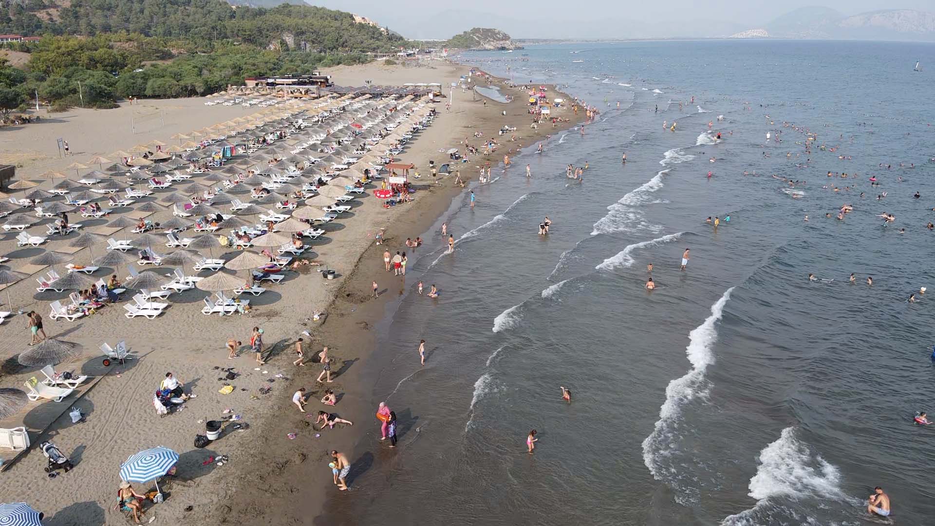 Foreign tourist arrivals in Türkiye's Mugla surpass 2.5 million