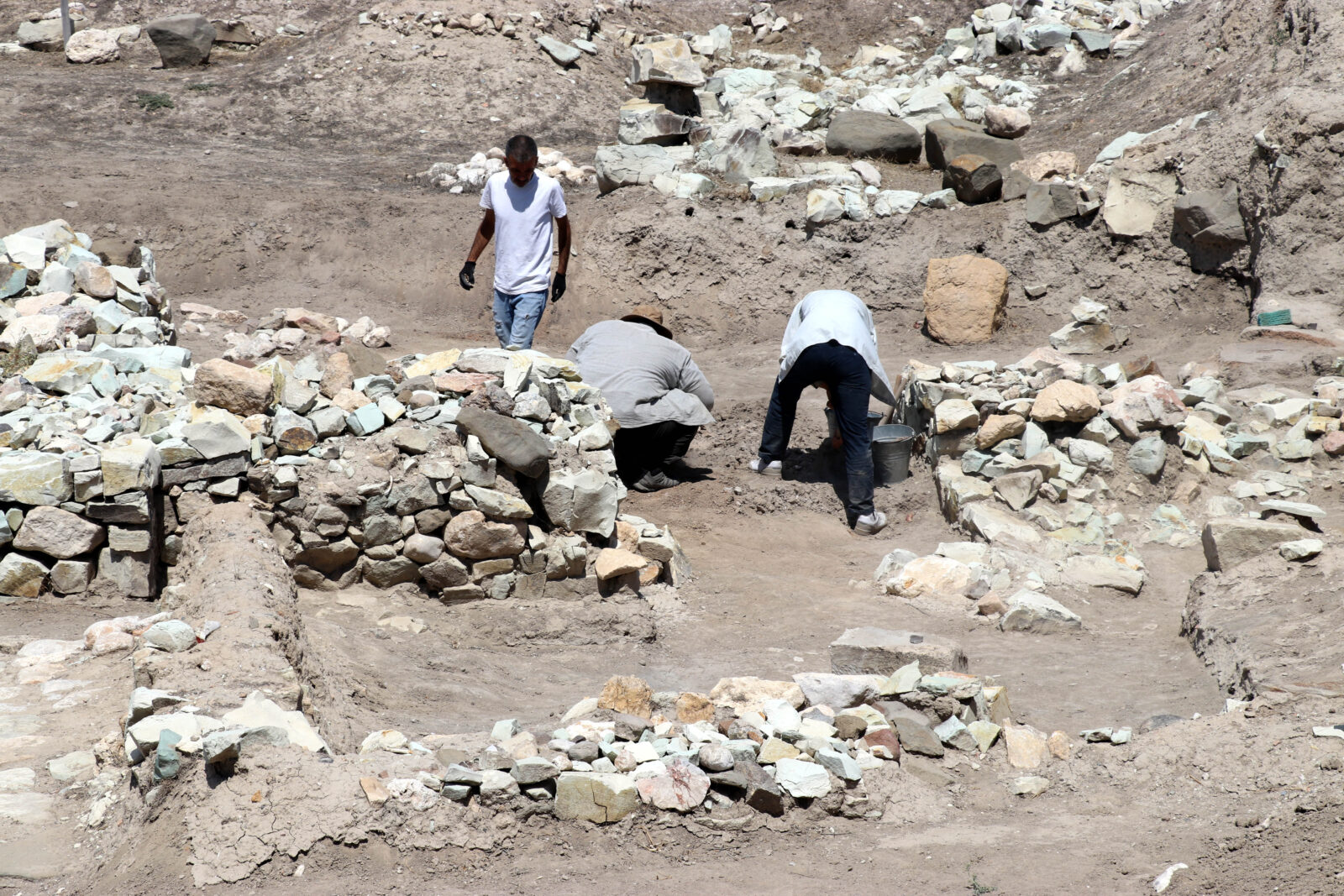 Oluz Hoyuk excavations in Amasya unearthed a 2,600-year-old fire altar belonging to the Medes, who ruled in the region around 600 BC, Türkiye, August 31, 2024 (AA Photo)