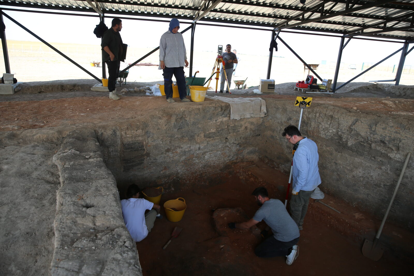 5,200-year-old houses, artifacts unearthed in Türkiye's Kulluoba reveal ancient rituals