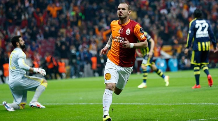 Fenerbahce eyes victory to overtake Galatasaray in 1st Istanbul derby of season