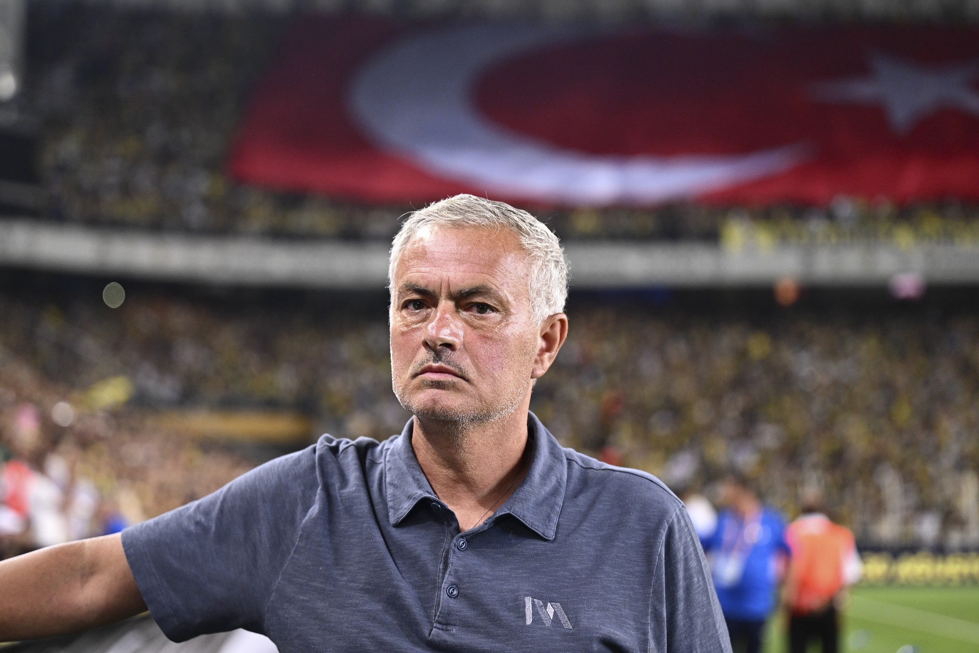 Fenerbahce decides to continue with Jose Mourinho under 3 conditions