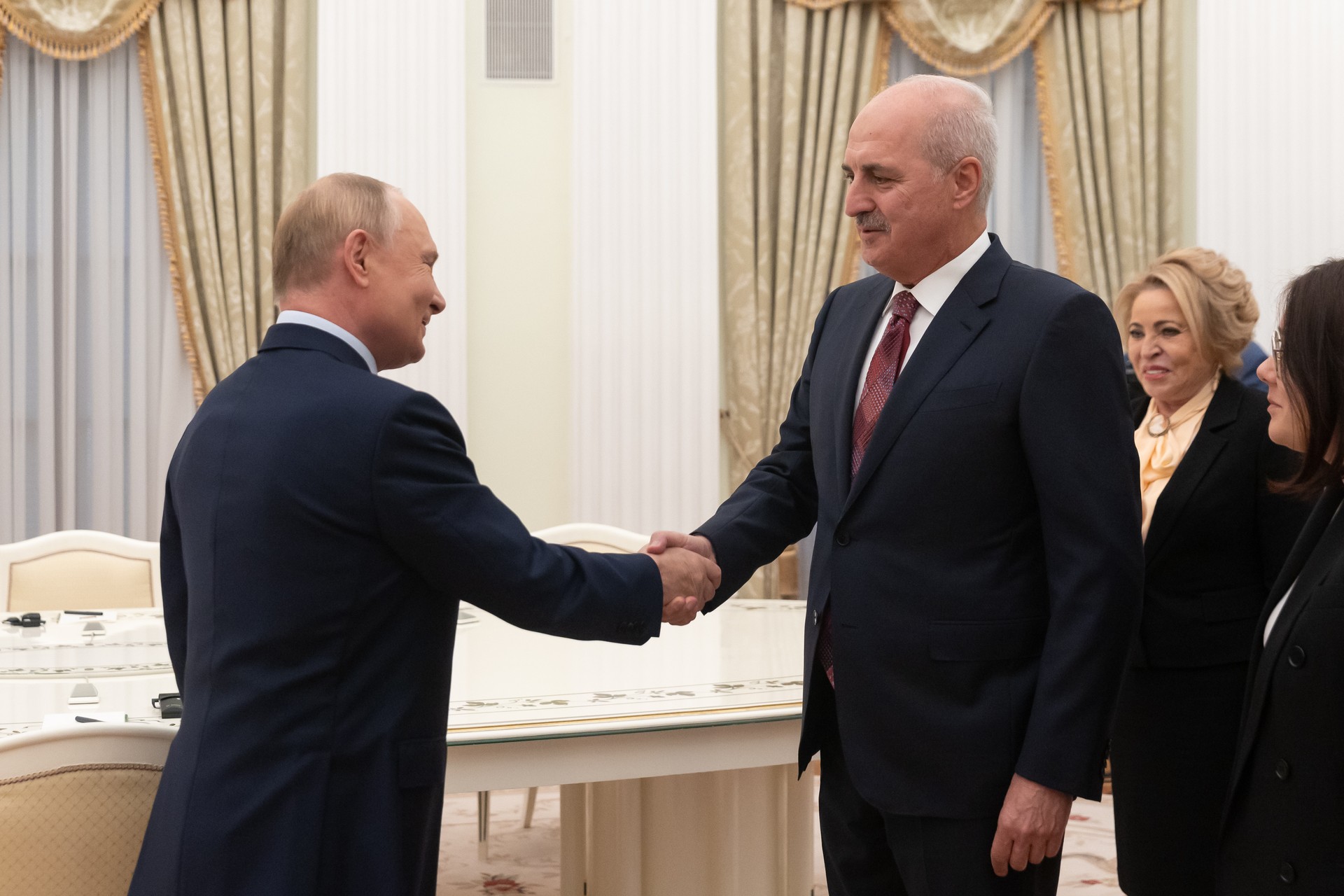 Turkish Parliament Speaker Kurtulmus discusses ties with Putin in Kremlin