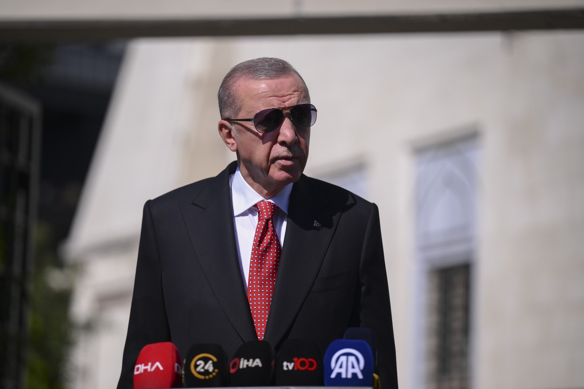 President Erdogan condemns Israel's attacks on Lebanon, calls for global action