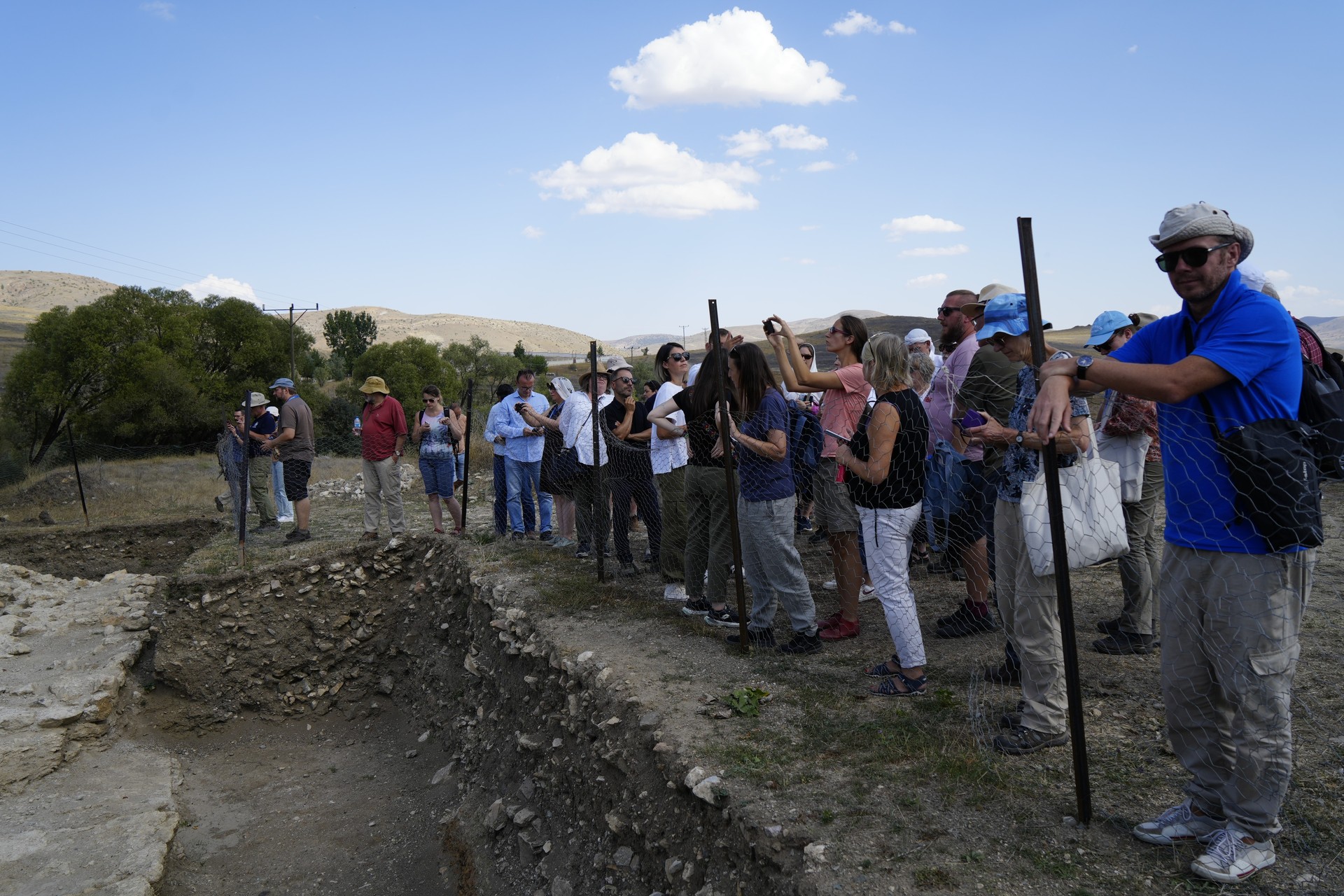 World-renowned archaeologists inspect excavations at Türkiye's ancient city of Satala