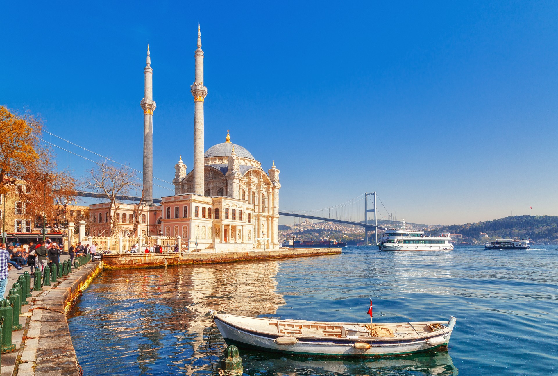 5 unforgettable activities in Istanbul's Besiktas