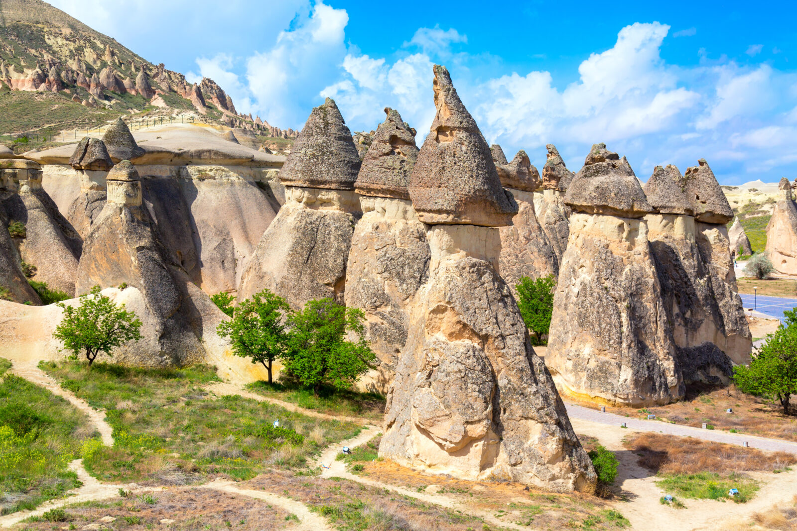 ?Cappadocia’s Uchisar Castle: The ugliest, most eccentric castle in Türkiye