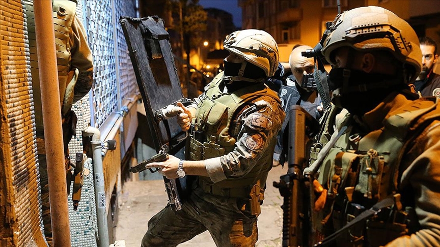 10 terrorists arrested in anti-PKK/YPG operation in Istanbul