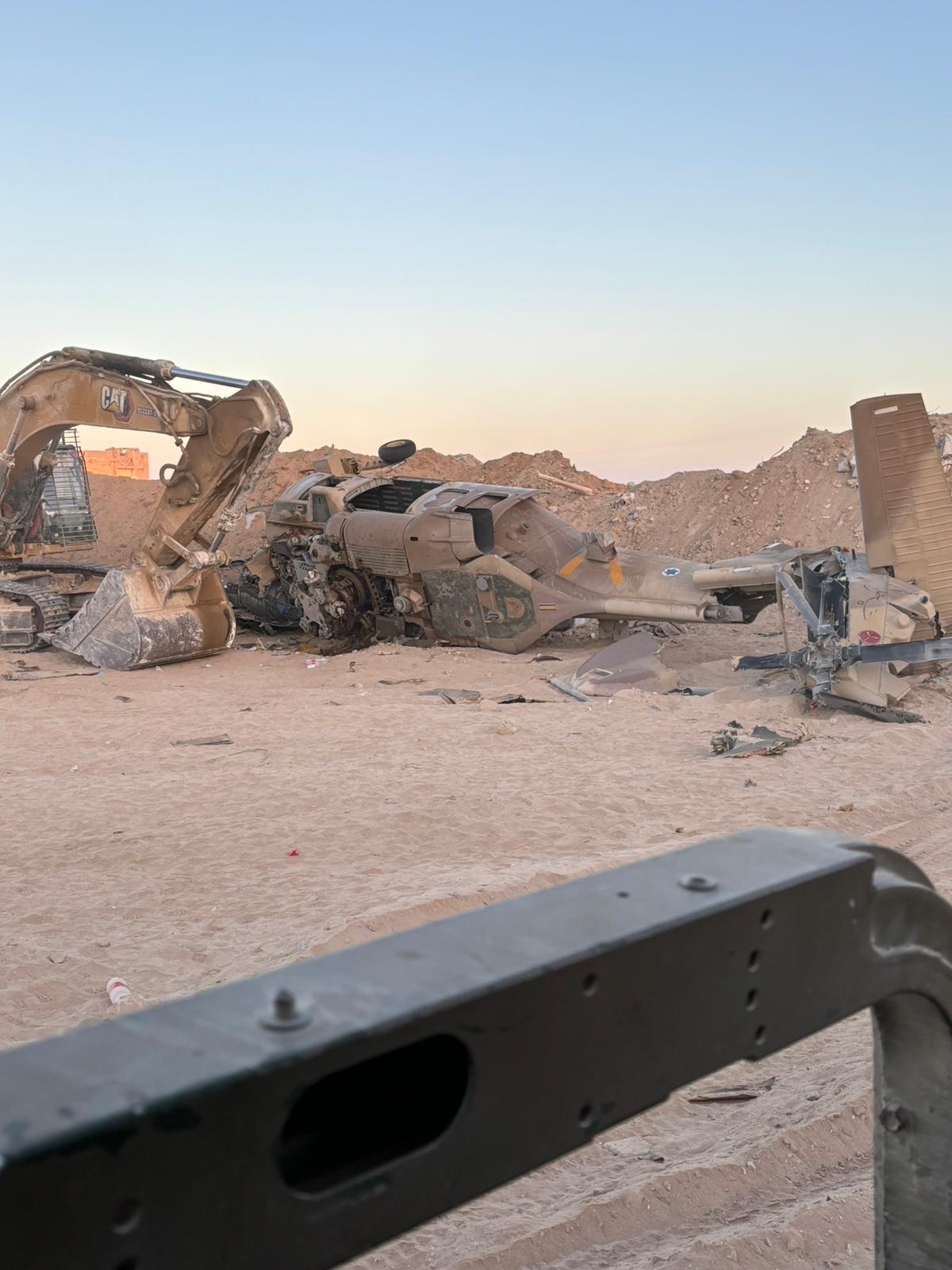 2 Israeli soldiers killed in helicopter crash in southern Gaza Strip