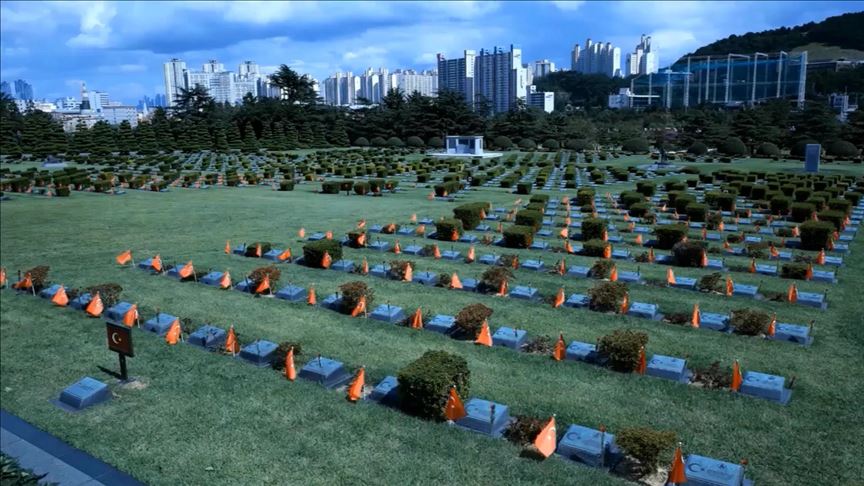 Graves of some of the fallen Turkish soldiers on Korean war. (AA Photo) 