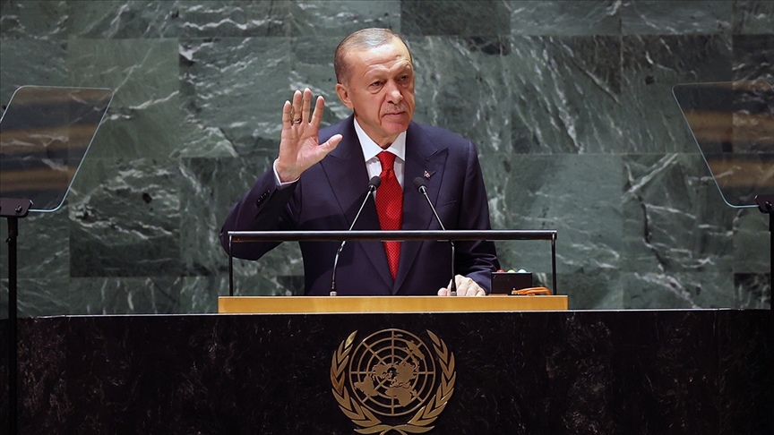 Survey: 10 most popular politicians among youth in Türkiye